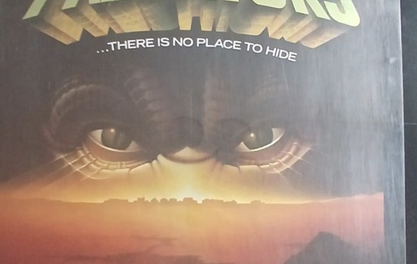 Actual Alien Predators — home-video promotional poster detail image 3
