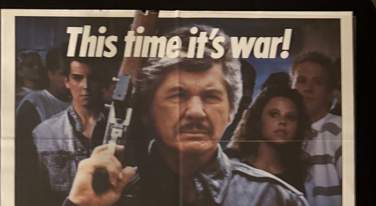 Actual Death Wish 4: The Crackdown — Cannon video-release poster detail image 2